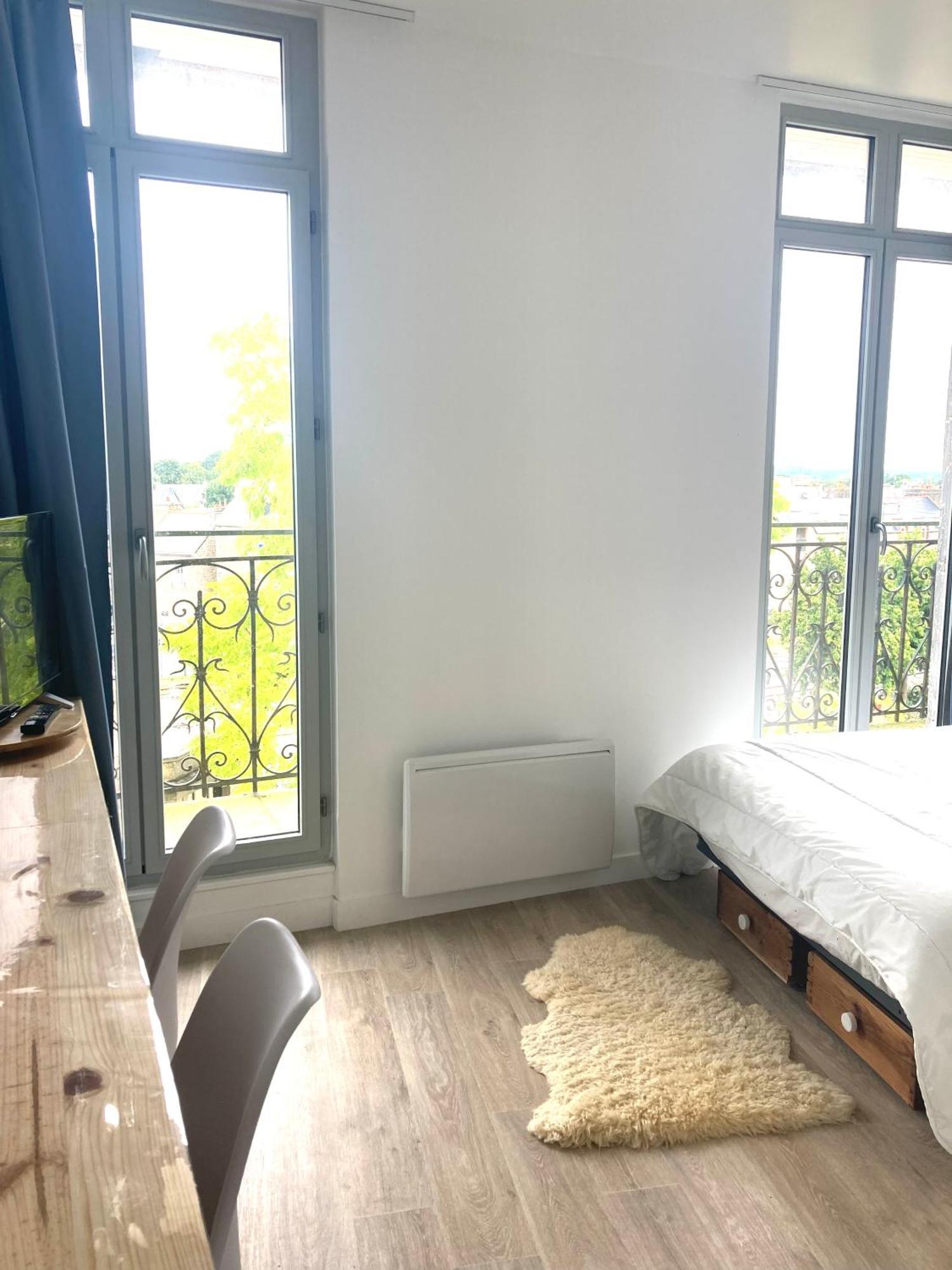 La Belle Consigne - Appartements Dinan Centre Gare Extérieur photo
